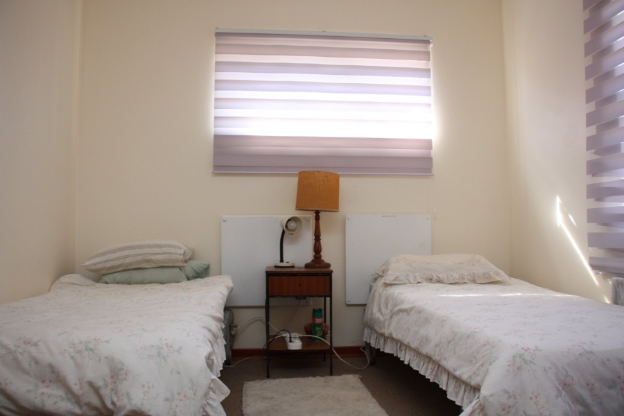2 Bedroom Property for Sale in Langenhovenpark Free State